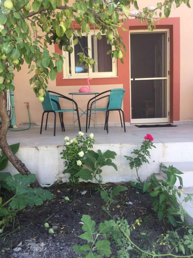 Domenica House Lägenhet Kondaraíni Exteriör bild